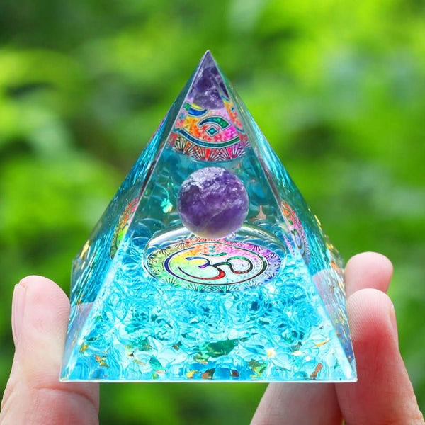 Amethyst & Peridot Energy Pyramid